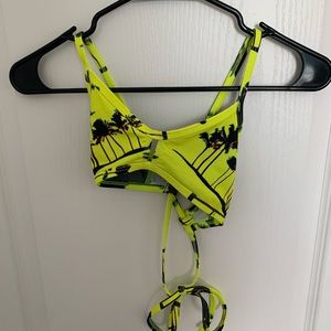 Jolyn Vent Bikini Top